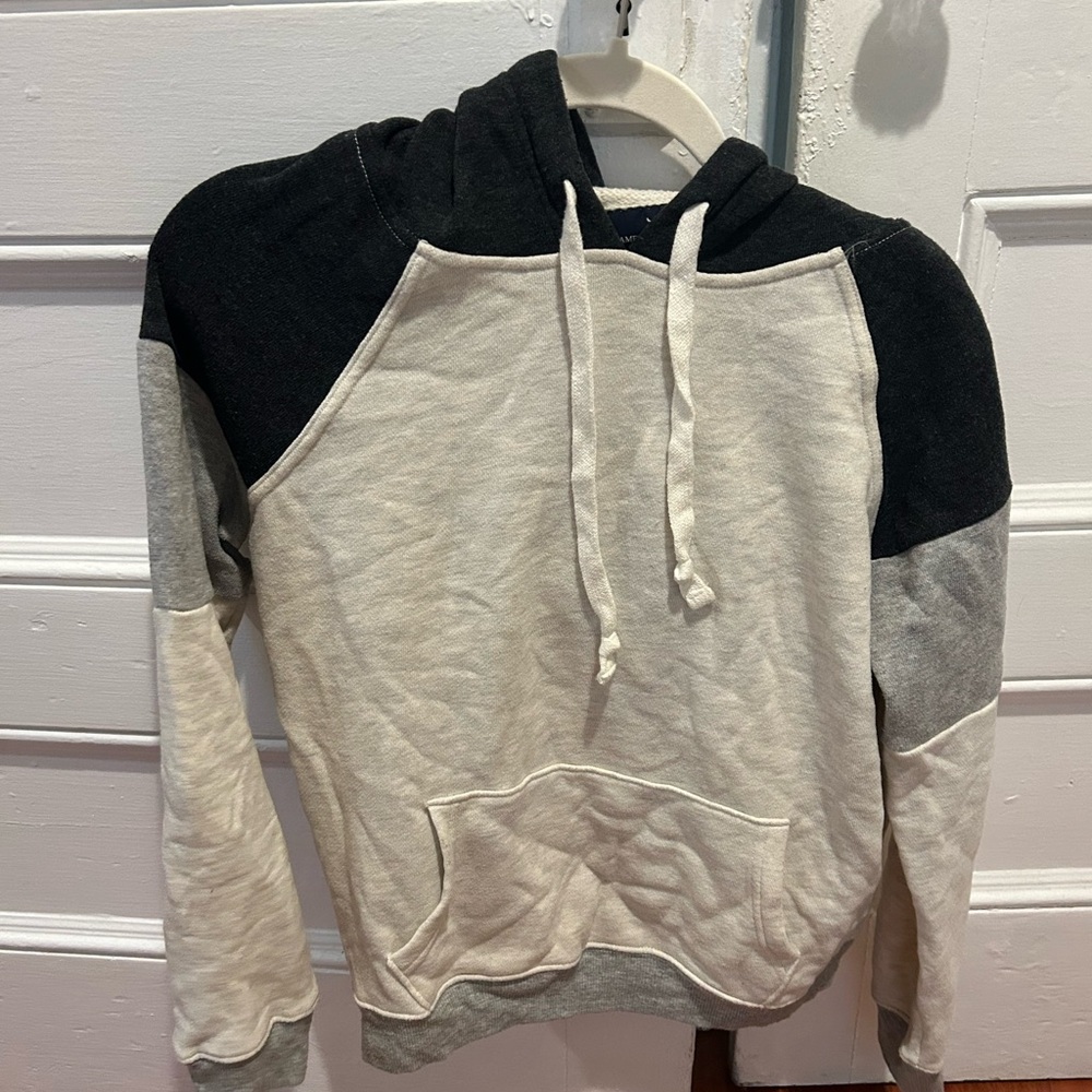 American Eagle Outfitters Black and Gray Colorblock Hoodie